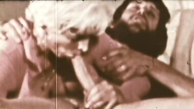 Vintage porn scene with a hot deepthroat