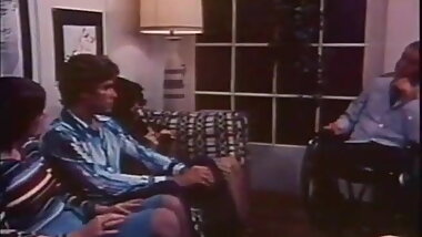 ofsinope. VINTAGE ANALYST 1975