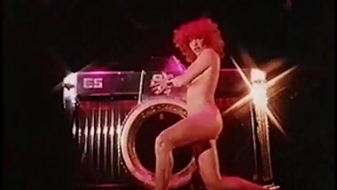 ROLLERGIRL - vintage seventies hairy tease music video