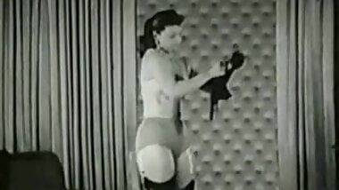 Bettie Page - Domineering Roz Strikes Back