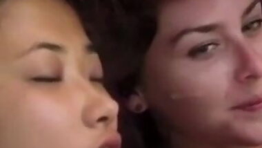 Vintage facialized teens in threesome