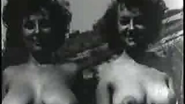 Donna and Bobbie posing