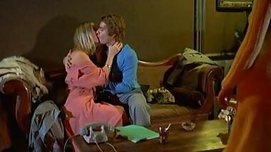 Les Plaisirs Fous (1977)