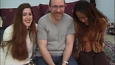 Retro amateur threeway with facialized teens