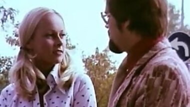 Muskelkraft Und Mosensaft (Love Video)