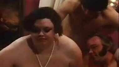 MMF Hairy BBW Retro Threesome